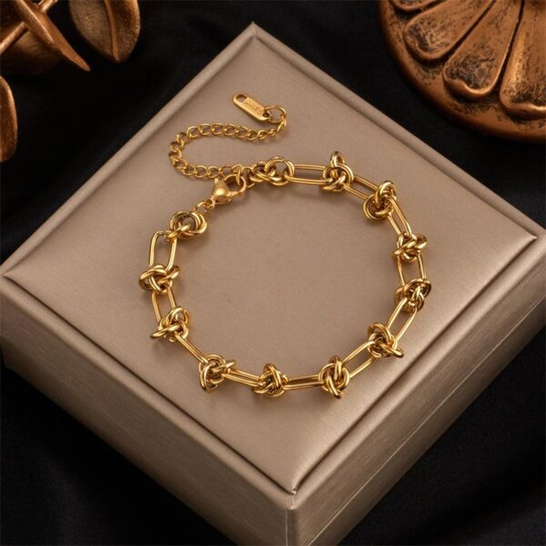 Bracelet Golden Thorn Light Chain