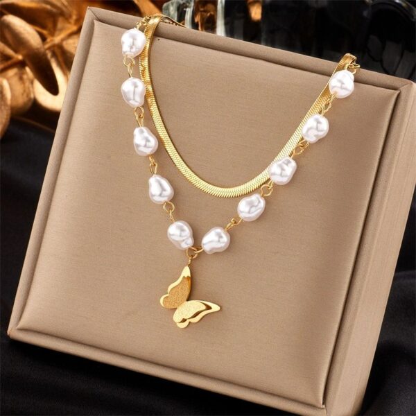 Necklace Gold Pearl Frosted Butterfly