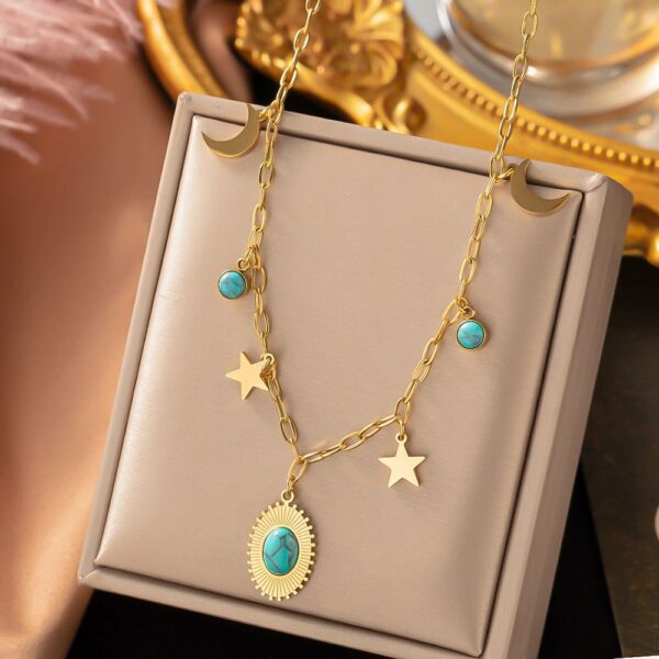 Necklace Golden Star Moon Oval Turquoise